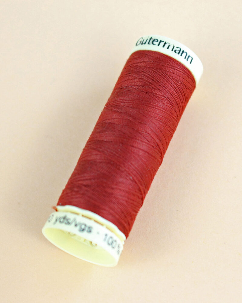 Fil Gutermann 100 m - acajou 221
