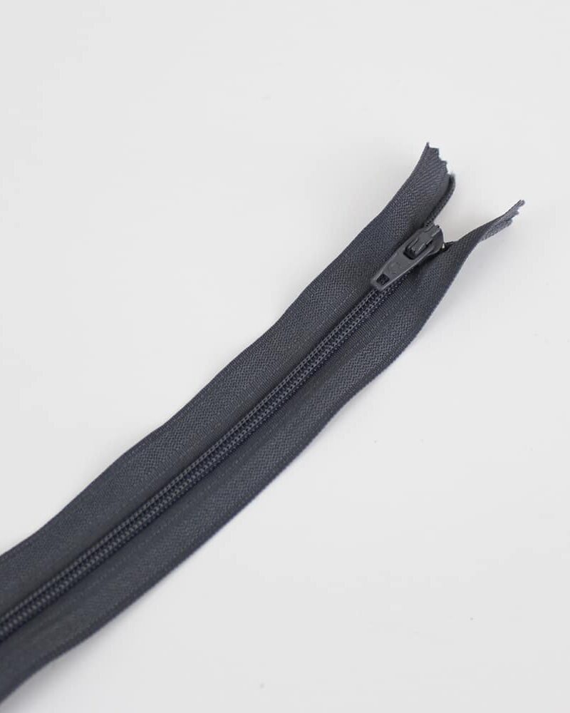 Zip classique gris foncé