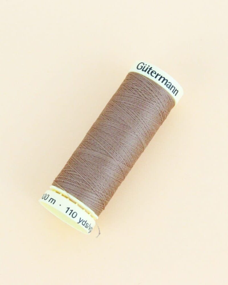 Fil Gutermann marron 139