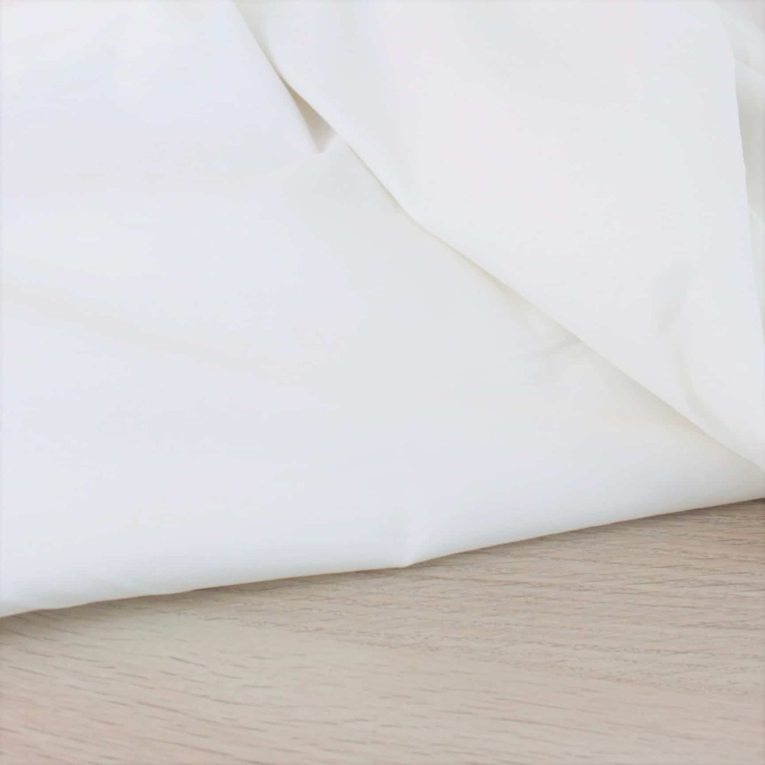 Satin de coton - blanc cassé