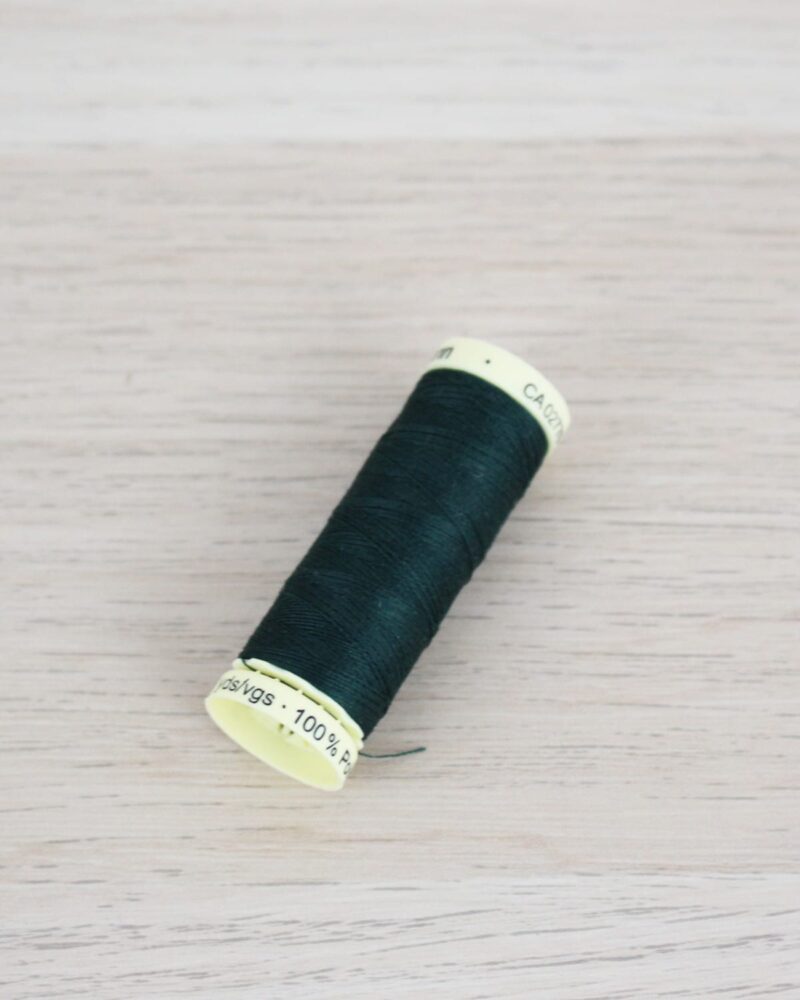 Fil Gütermann vert sapin 472