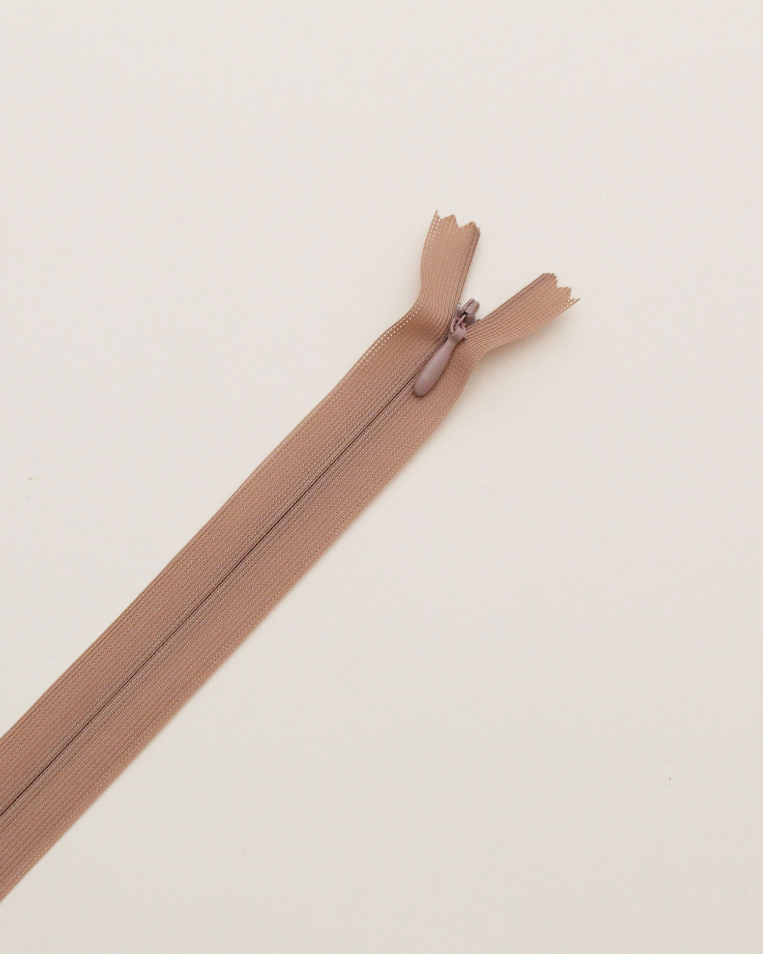 2 Cerniere Lampo Zip Invisibili HAND, Diversi Colori