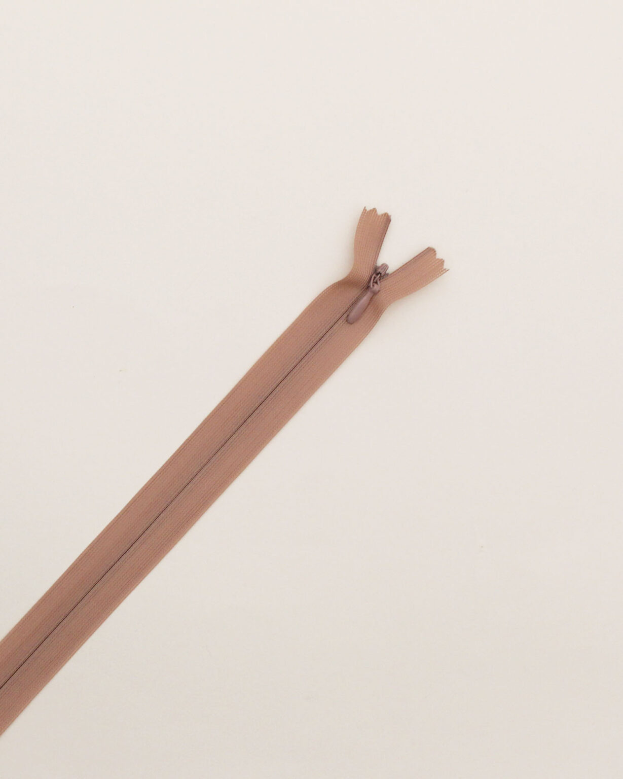 Zip invisible - poudré (2)