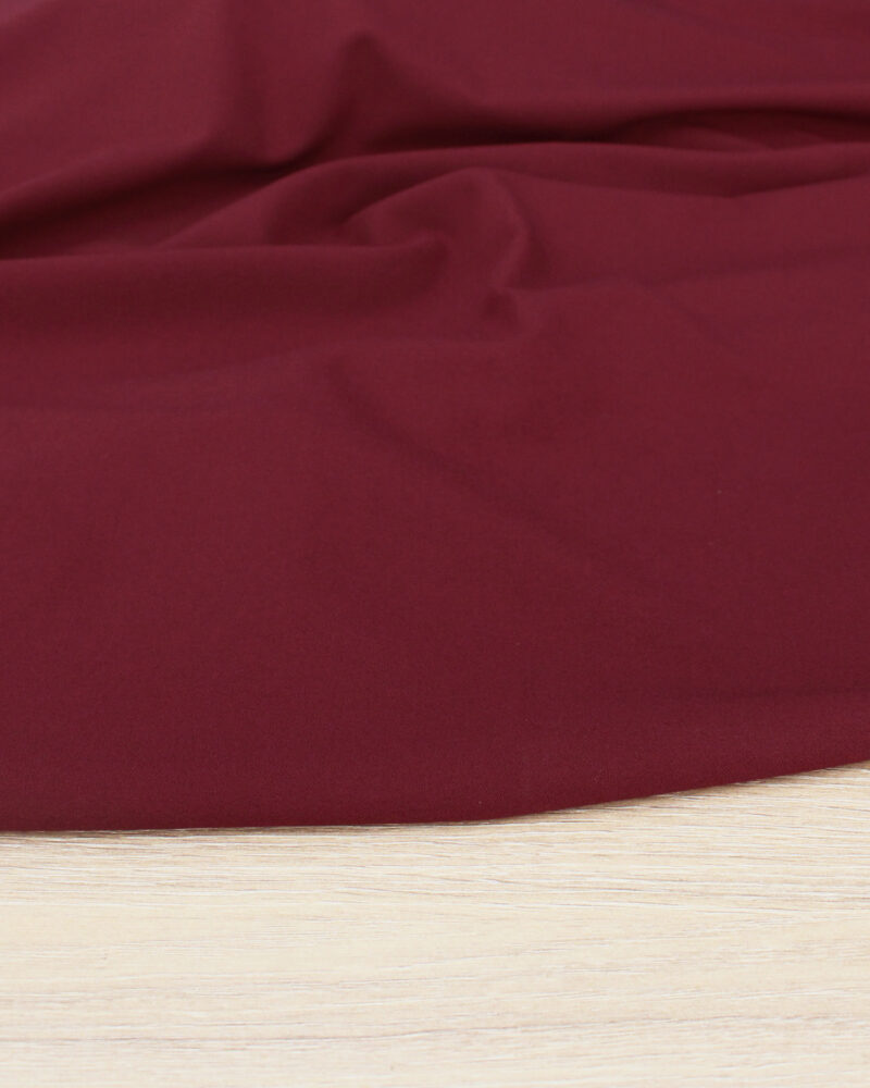 Crêpe poly-viscose - bordeaux