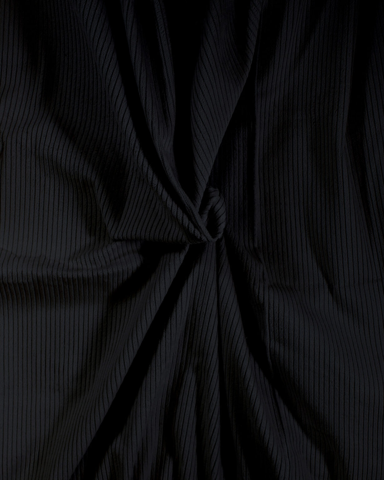 tissu-velours-cotele-noir-2