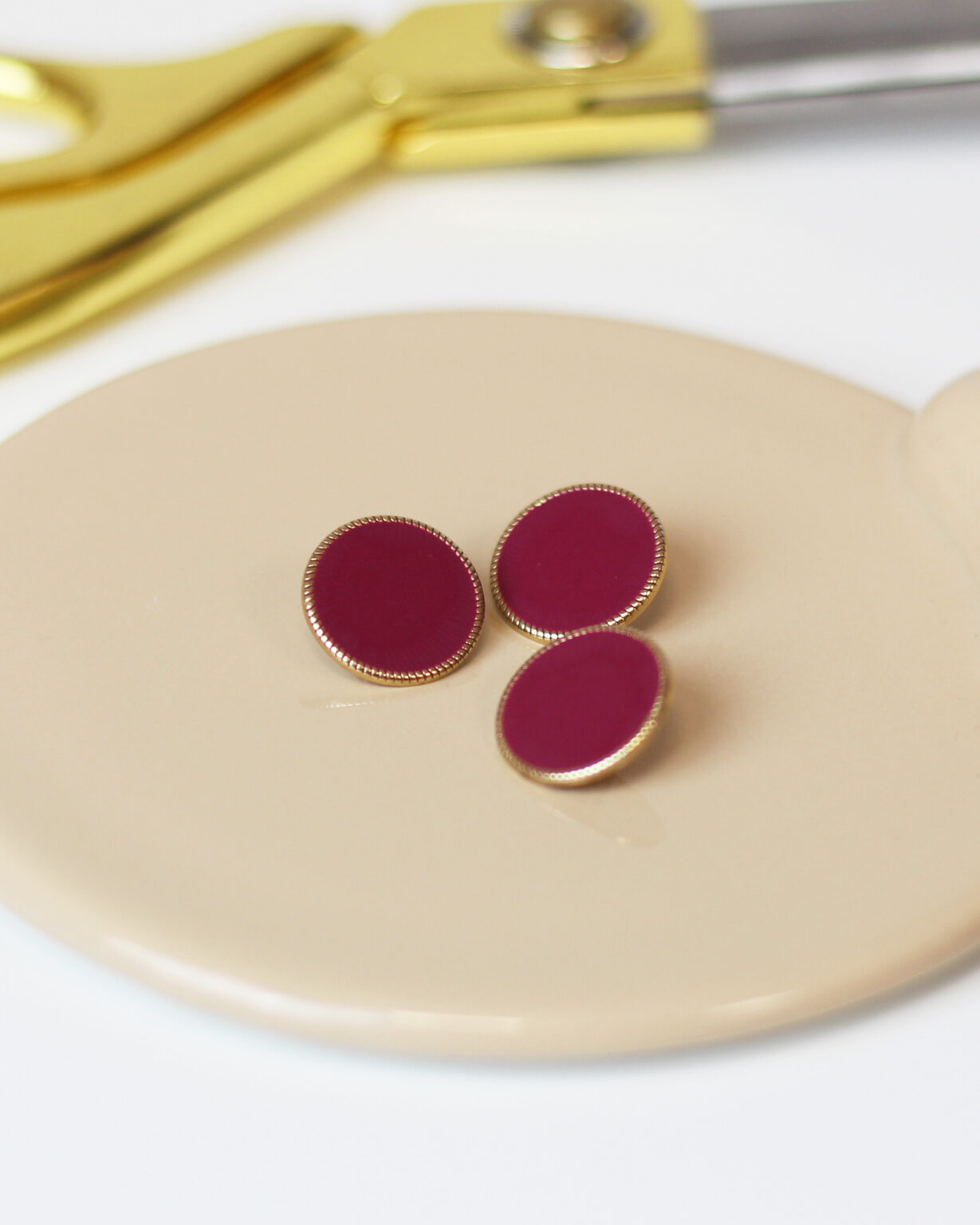 Boutons-platonic-bordeaux-dore