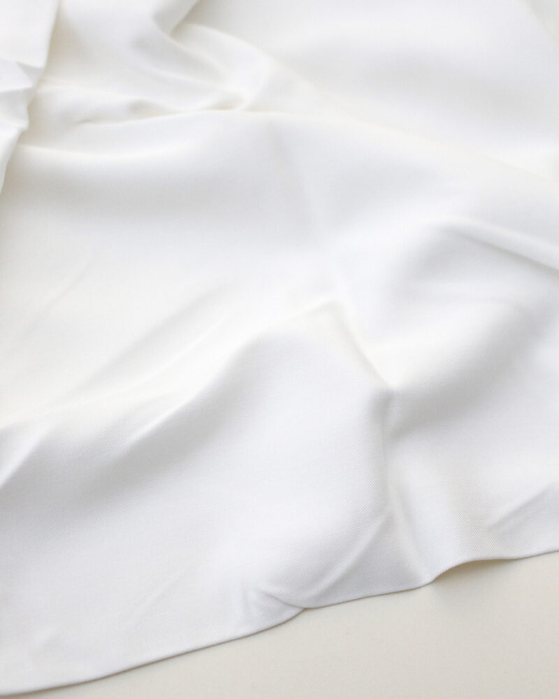 Viscose-twill-blanc-cassé (1)