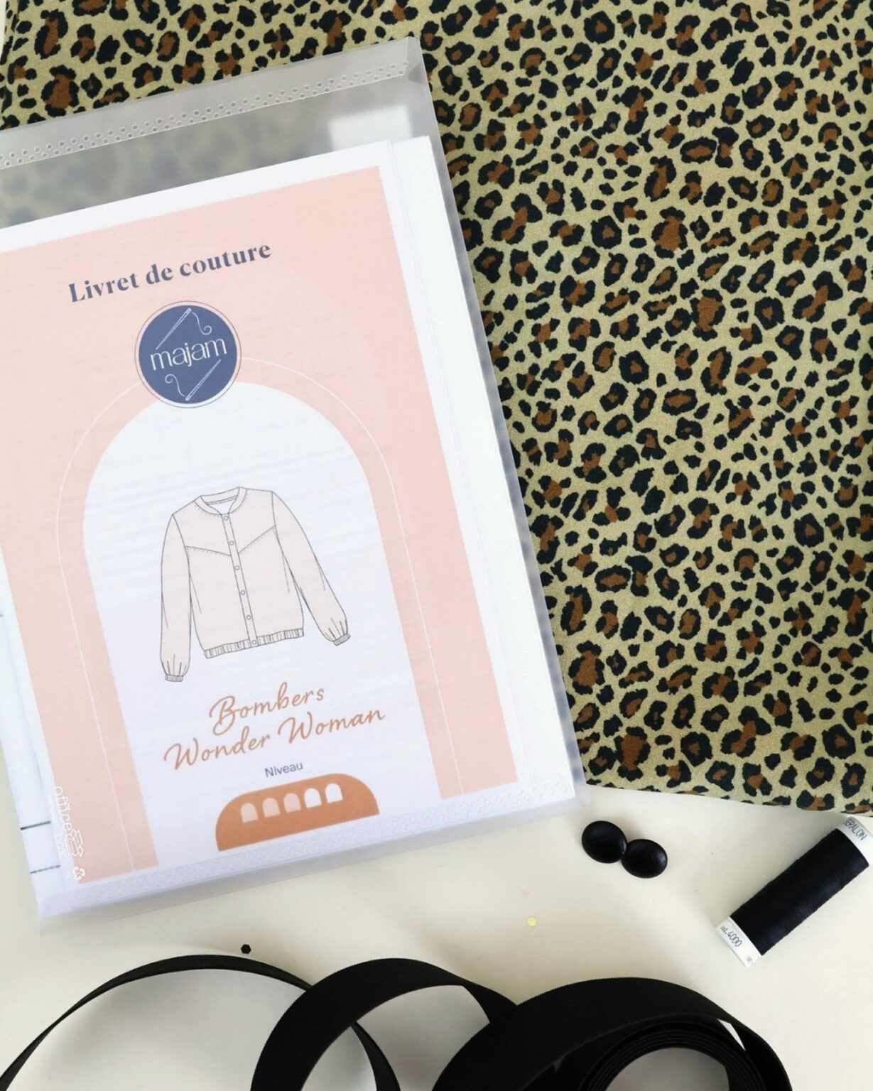 Bombers-léopard-Wonder-Woman-Kit