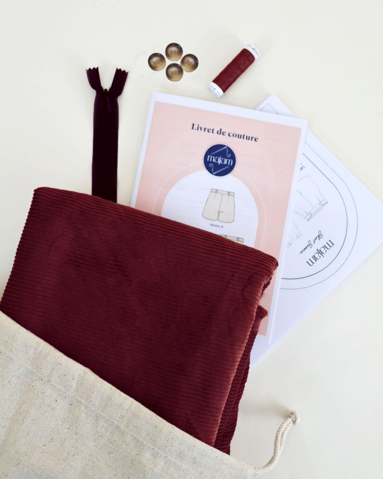 Kit-short-Swann-bordeaux