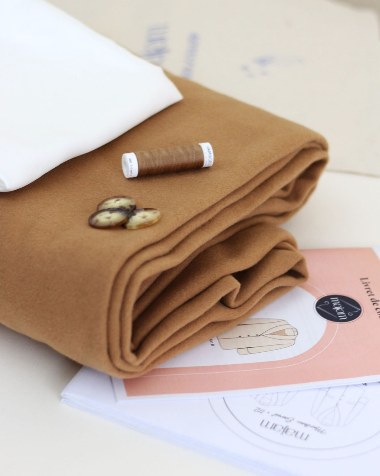 Manteau-Everest-Camel-Kit