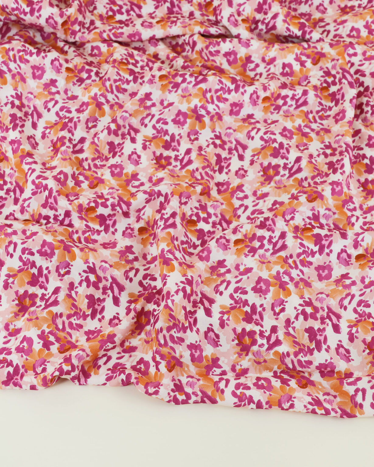 Tissu-viscose-Dahlia-Sauvage-1