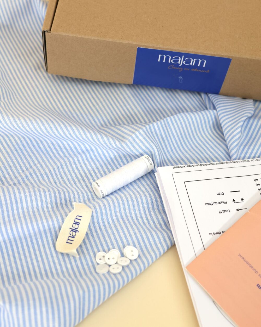Box-chemise-Blanche-contenu
