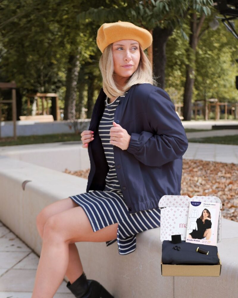 Packshot-kit-couture-Wonder-Woman-bleu-marine