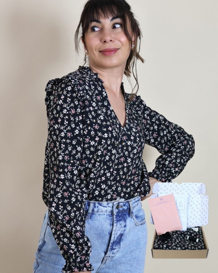 Packshot-box-couture-blouse-Erika