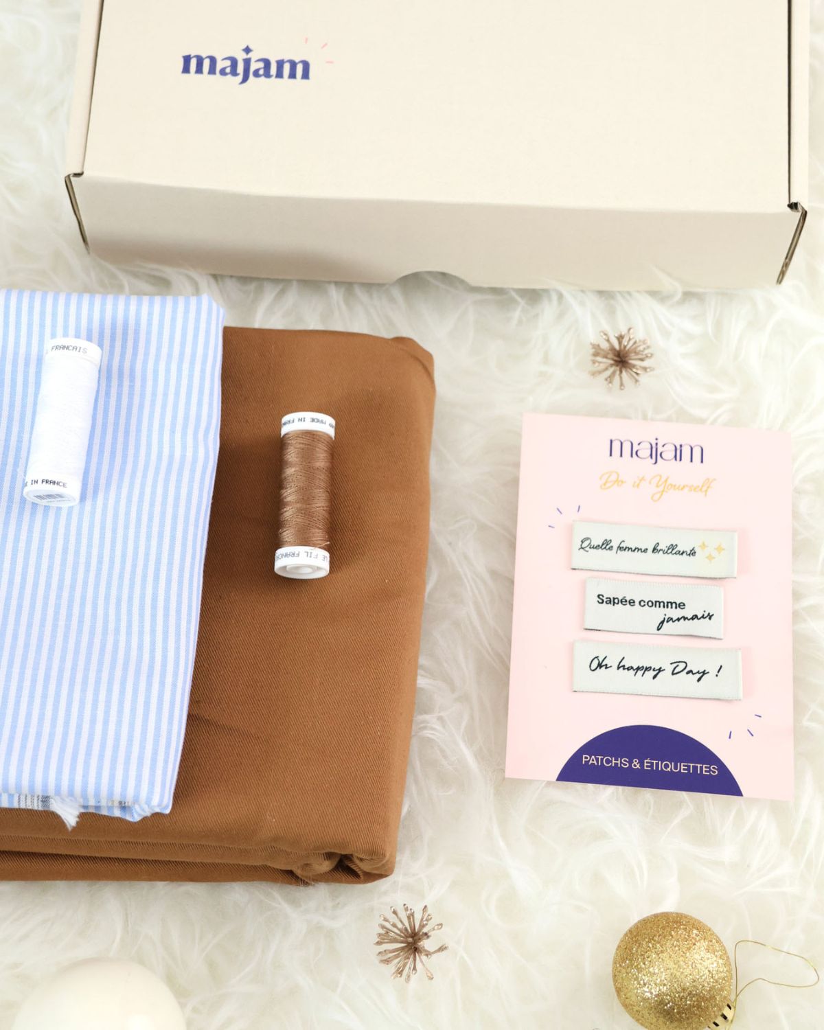 Coffret-Noël-Les-essentiels-contenu