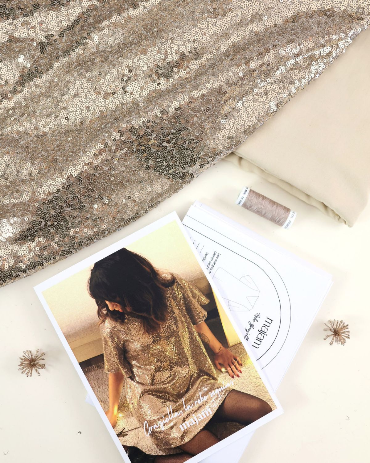 Contenu-kit-Graziella-sequins-champagne