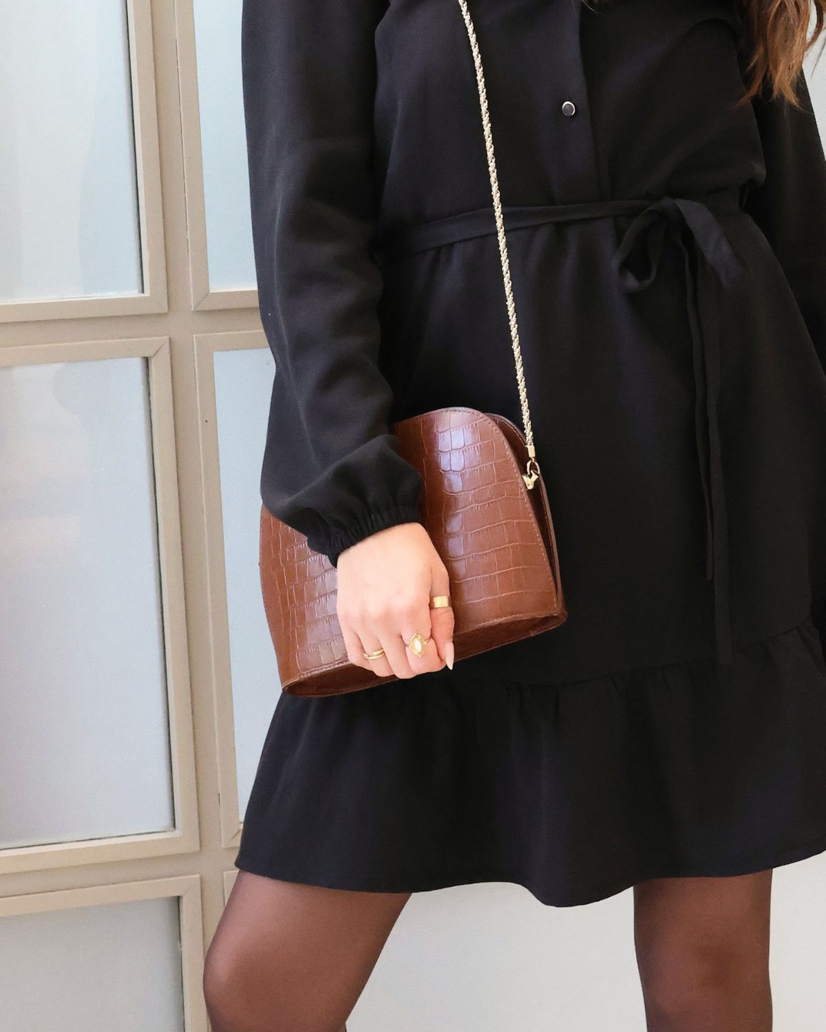 Cassie-tencel-noir-volants