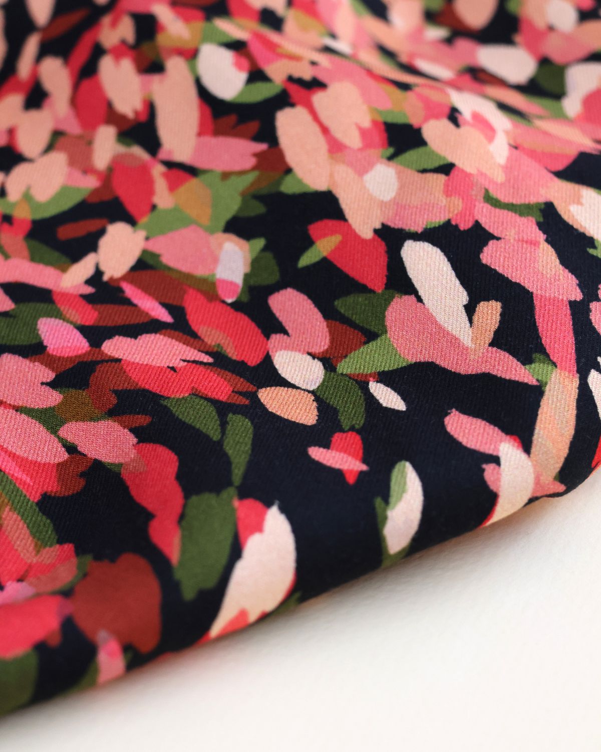 Viscose-twill-Cassie-zoom