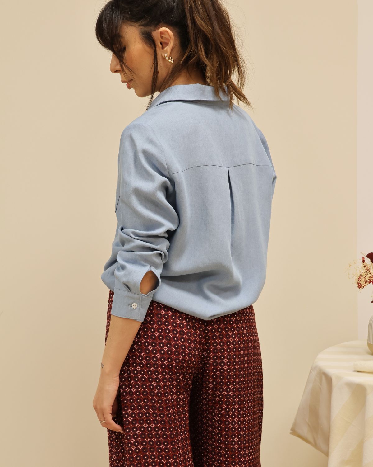 Chemise-Blanche-Lyocell-bleu-dos