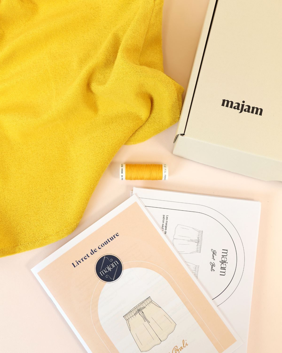 Kit-Bali-éponge-jaune-contenu