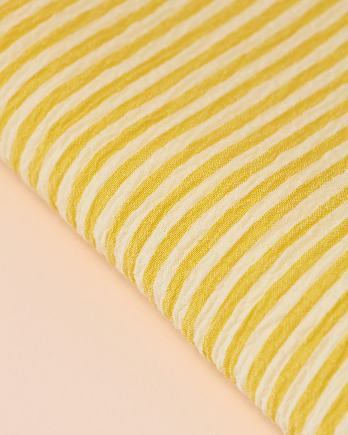 Seersucker-rayé-jaune-zoom