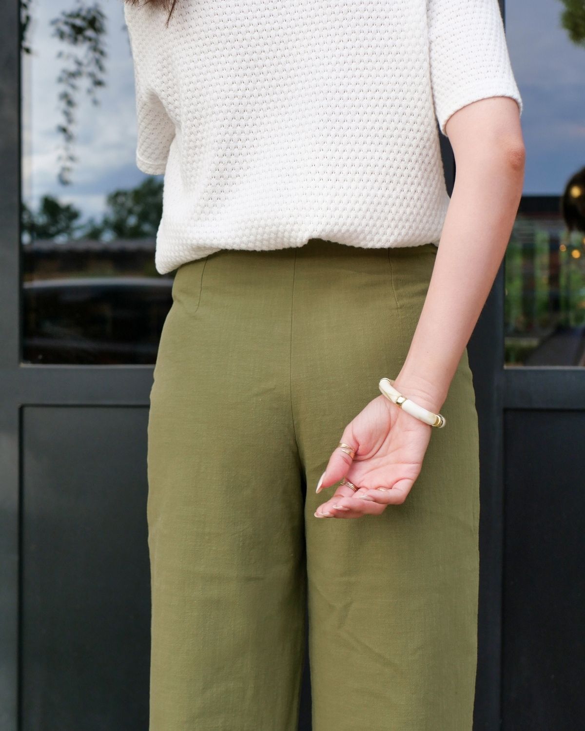 Box-pantalon-Pedro-olive-dos