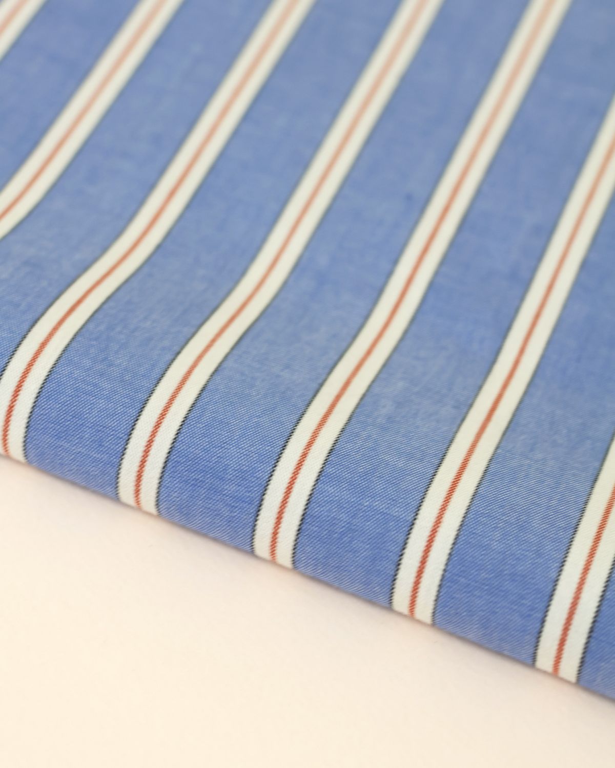 Coton-grandes-rayures-bleu-zoom