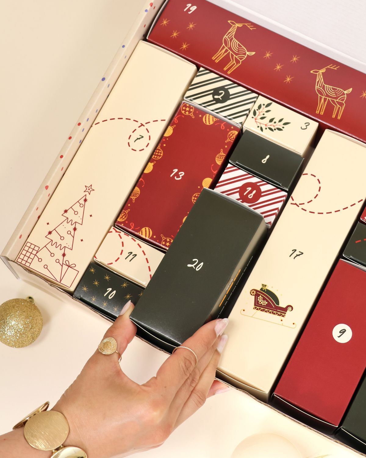 Calendrier-de-l'avent-couture-2026-zoom-cases