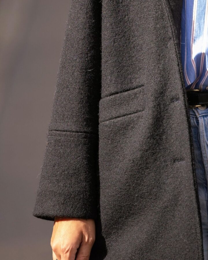 Zoom-manteau-Everest-noir-manche