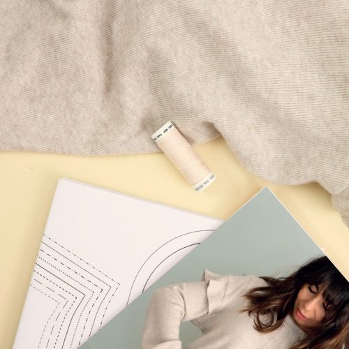 Pull-Maia-beige-contenu